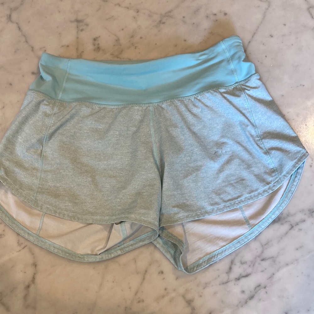 Lululemon Mid-Rise 4 Inch Inseam Speed Up